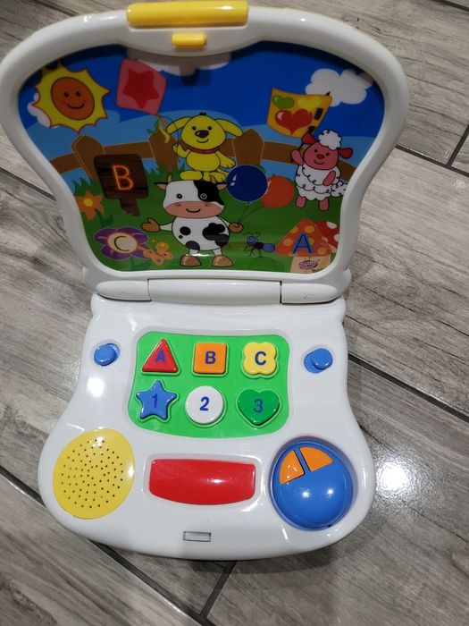 Laptop zabawkowy
