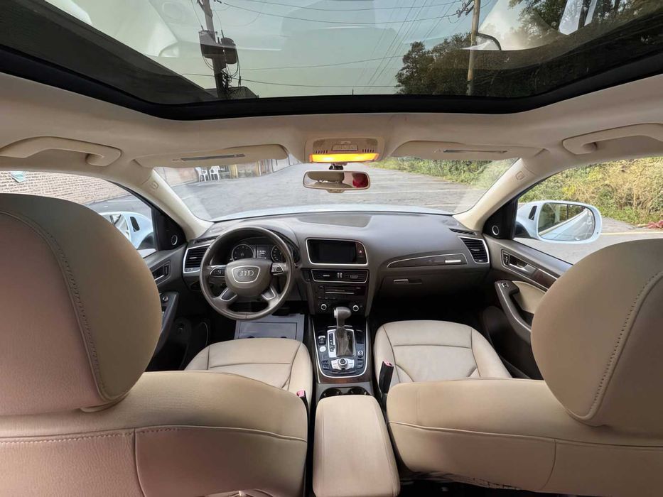 Audi Q5      2015
