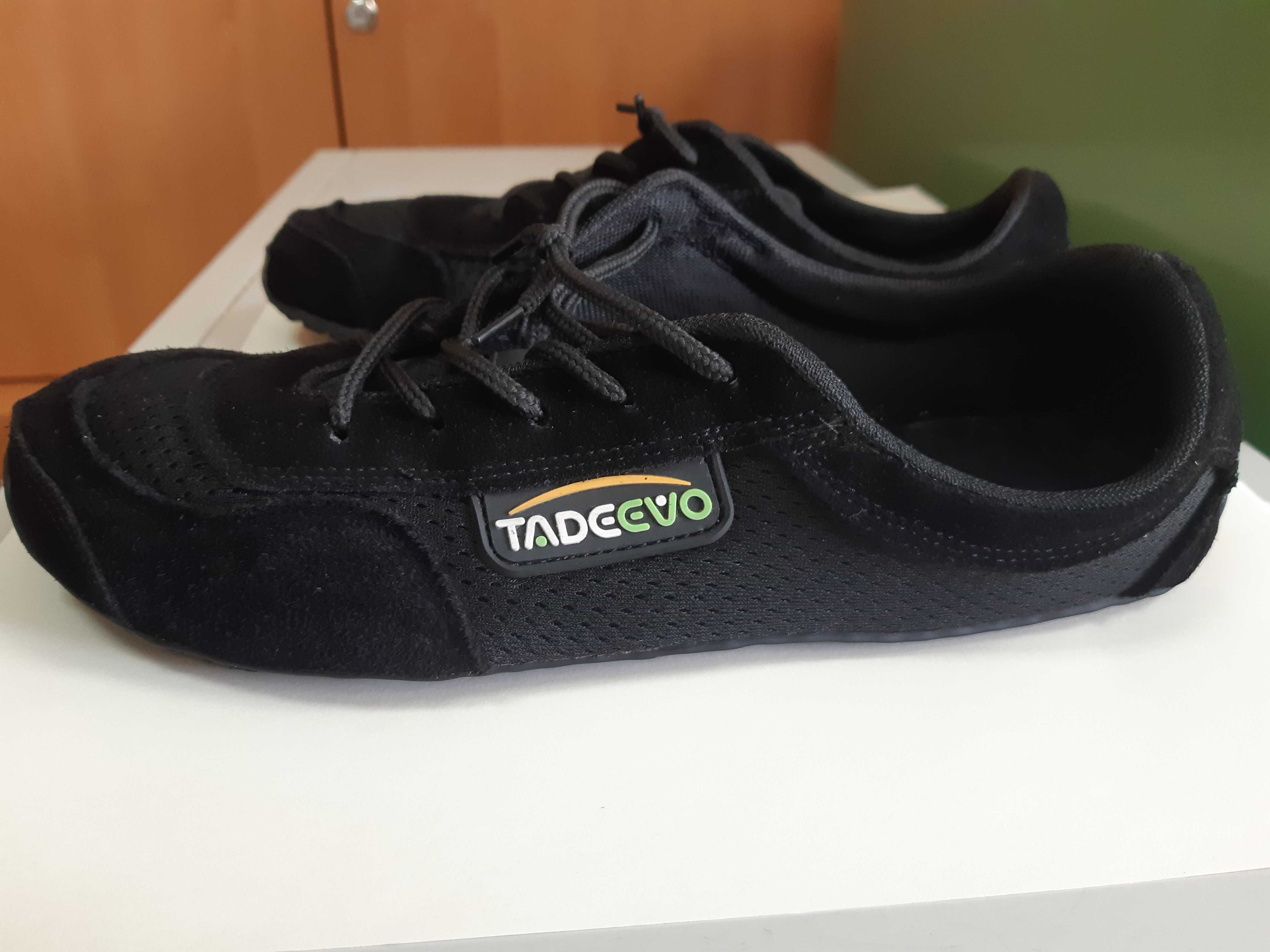 buty minimalistyczne Tadeevo czarne