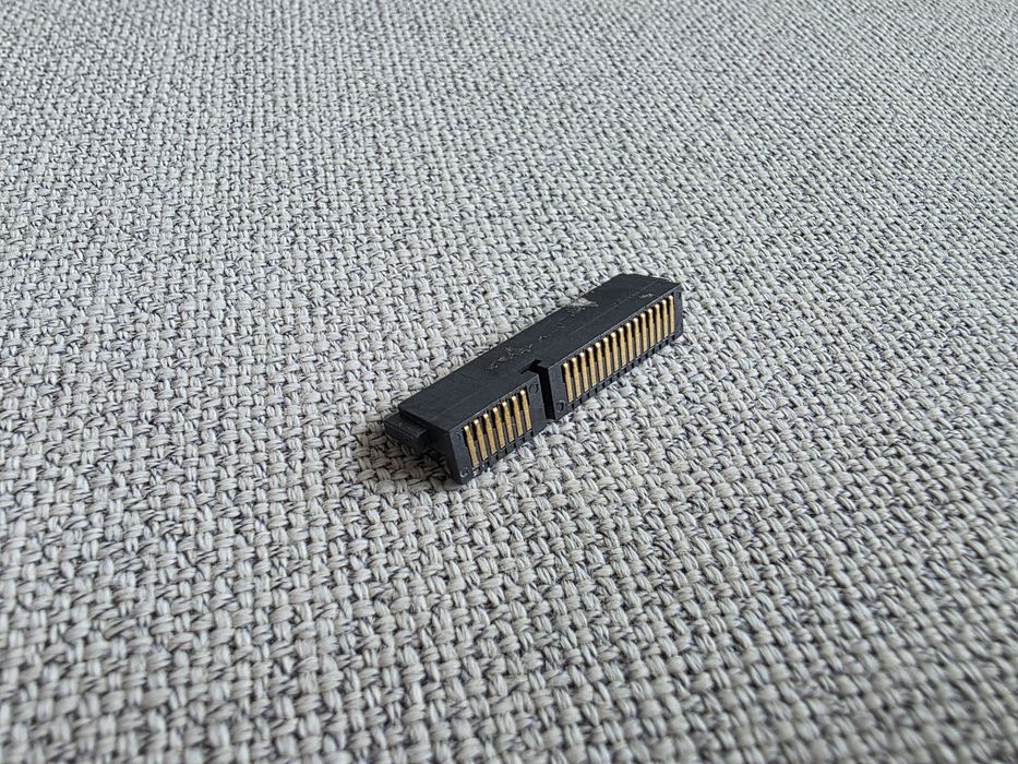 Złącze SATA / adapter / przejściówka, kątowa