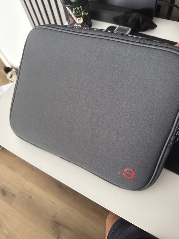 Capa para devices até 15”