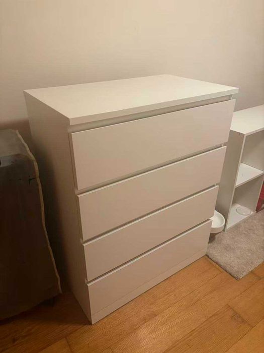 Cómoda IKEA MALM Branca (4 Gavetas) - 80x100cm. Excelente Estado! 55€