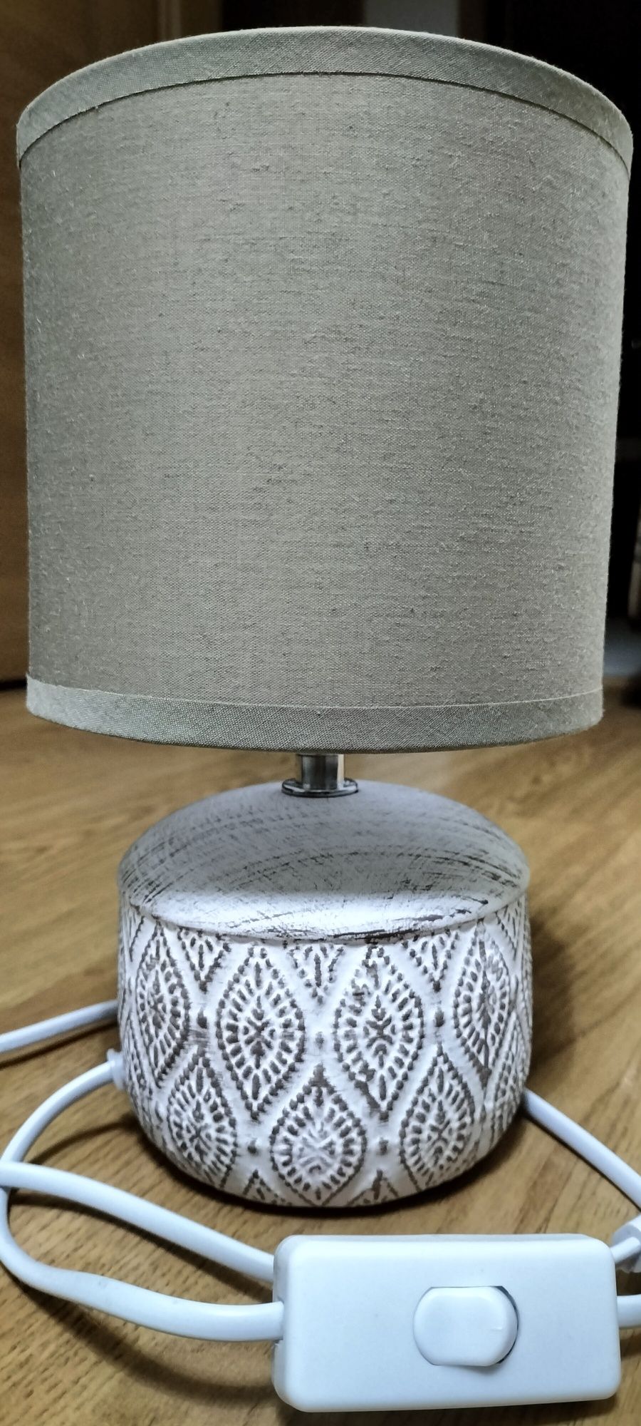 Candeiro cerâmica pequeno como novo sem marcas de uso 25cm altura