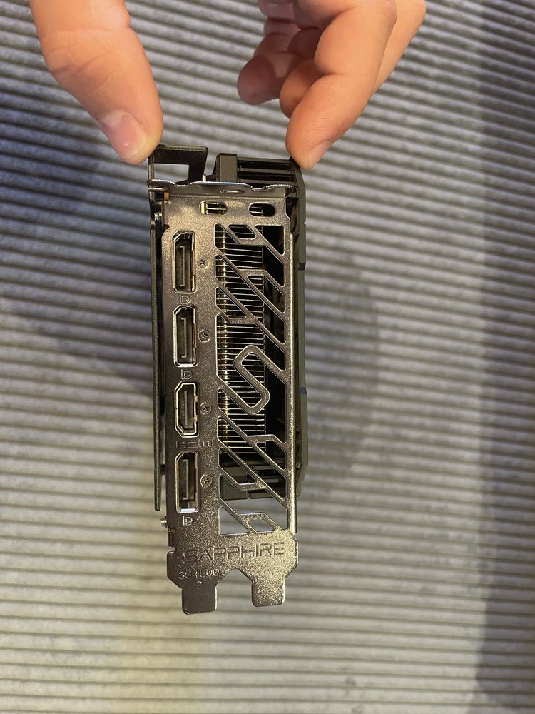 Rx 6700xt sapohire pulse
