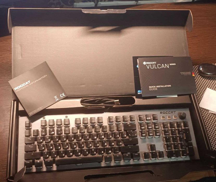 Клавіатура Roccat Vulcan 120 AIMO