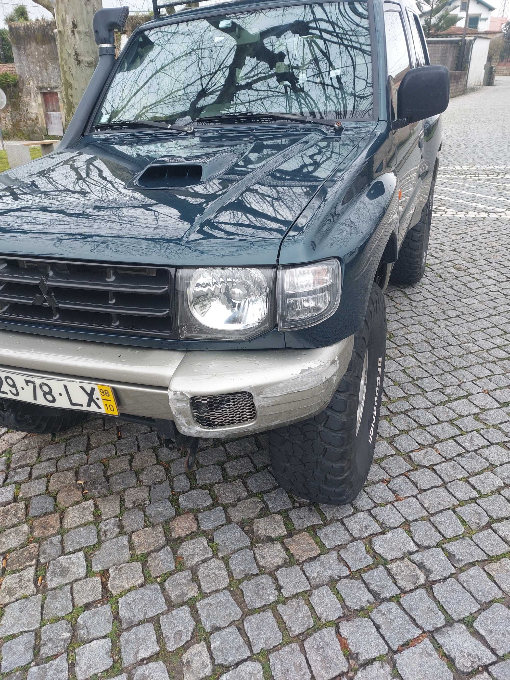 Pajero 2.8 abas largas, com equipamento prática TT