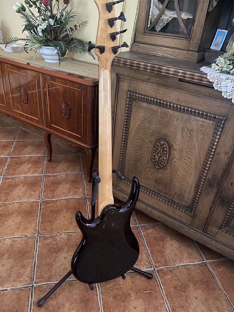Gitara basowa Epiphone Embassy Standard V pięciostrunowa jesion bagien