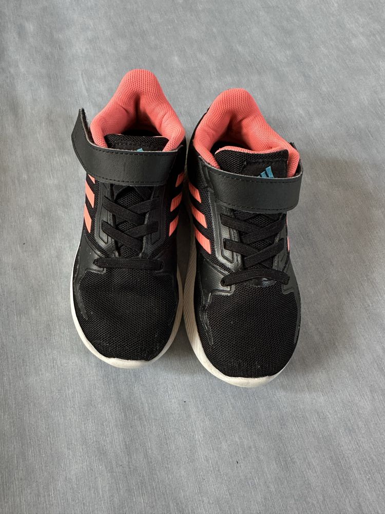 Кросівки Adidas ,27