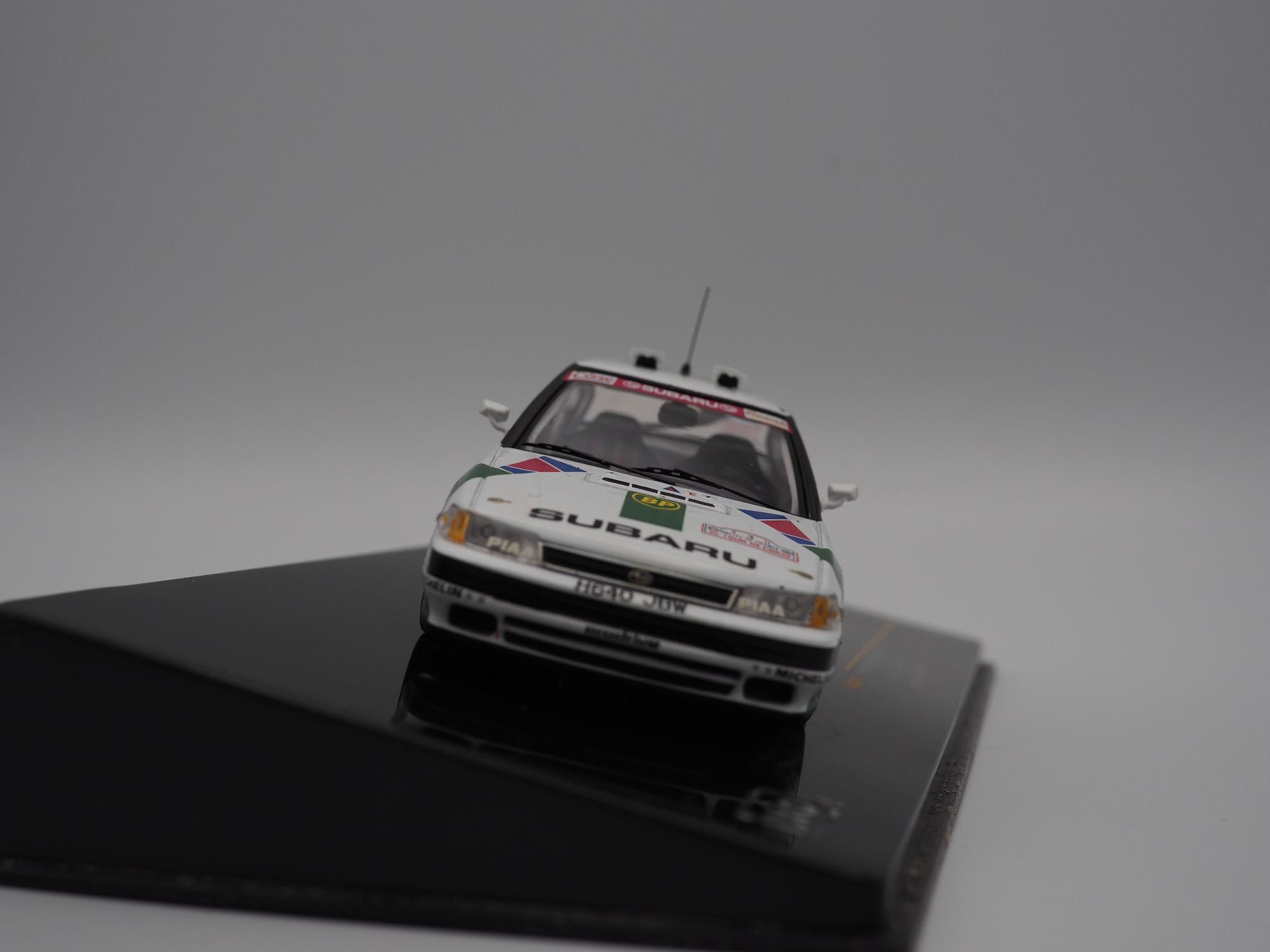 Subaru Legacy RS - F. Chatriot Tour de Corse 1991 Ixo-Models 1/43