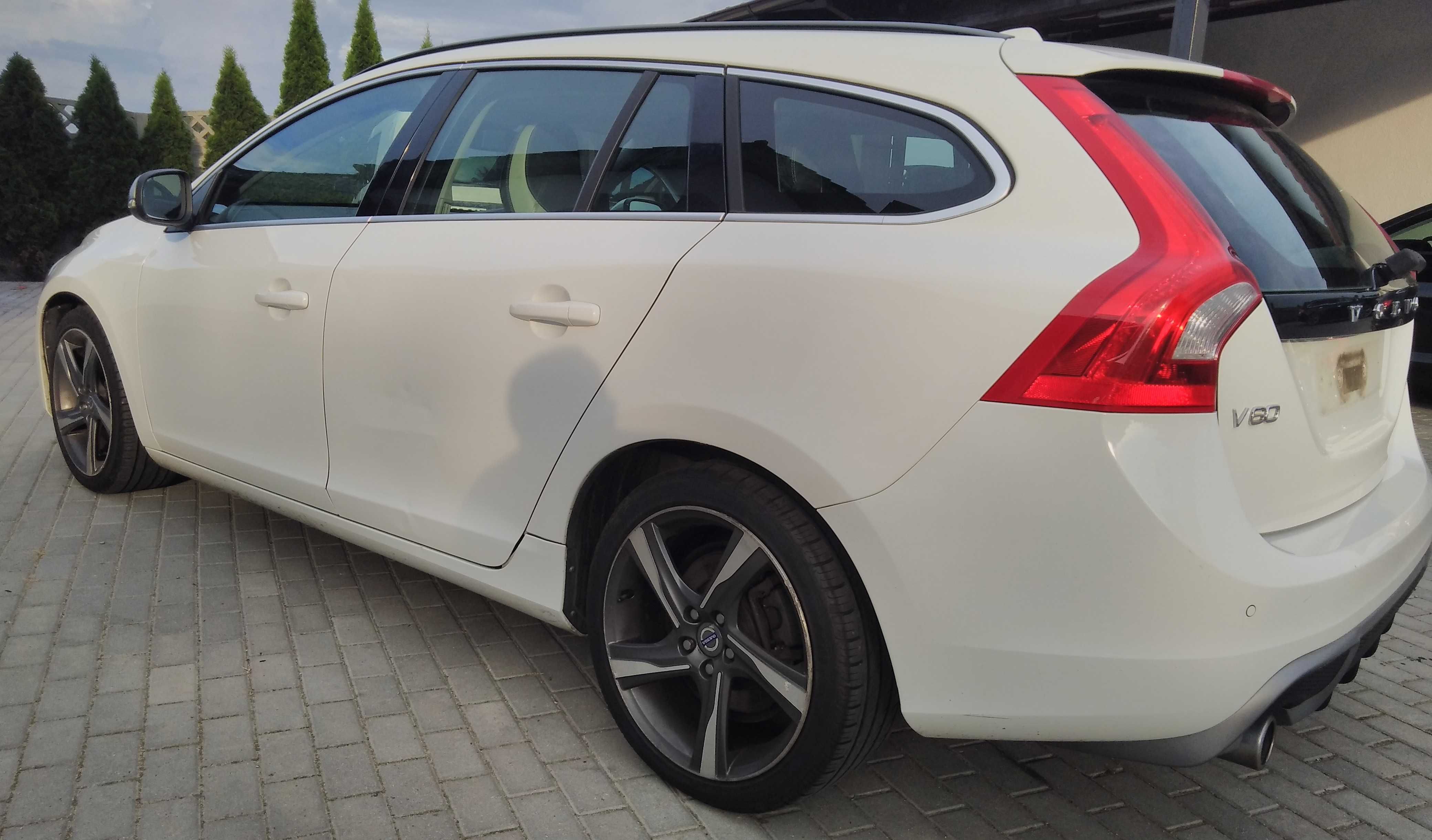 volvo V60 S60 II wszystkie części 2010- 2013 R DESIGN II