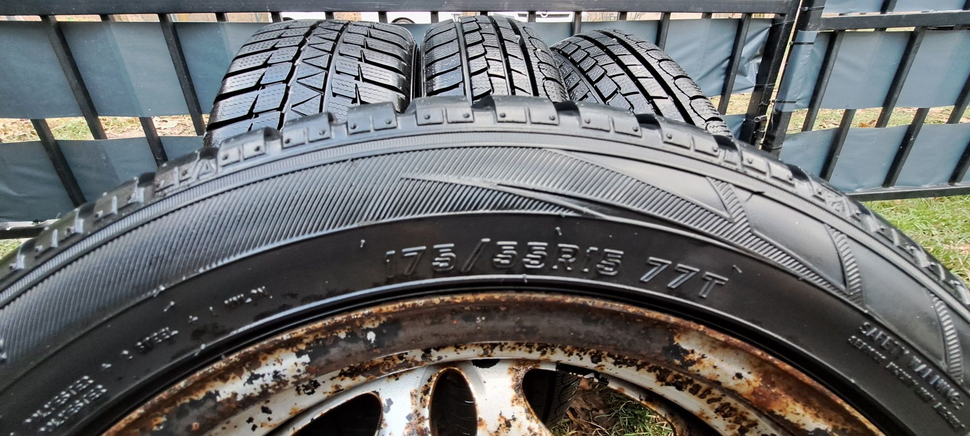Koła Zimowe Smart 4x100 Nexen 145 65/ 15 2019r Falken 175 55/ 15 2016r
