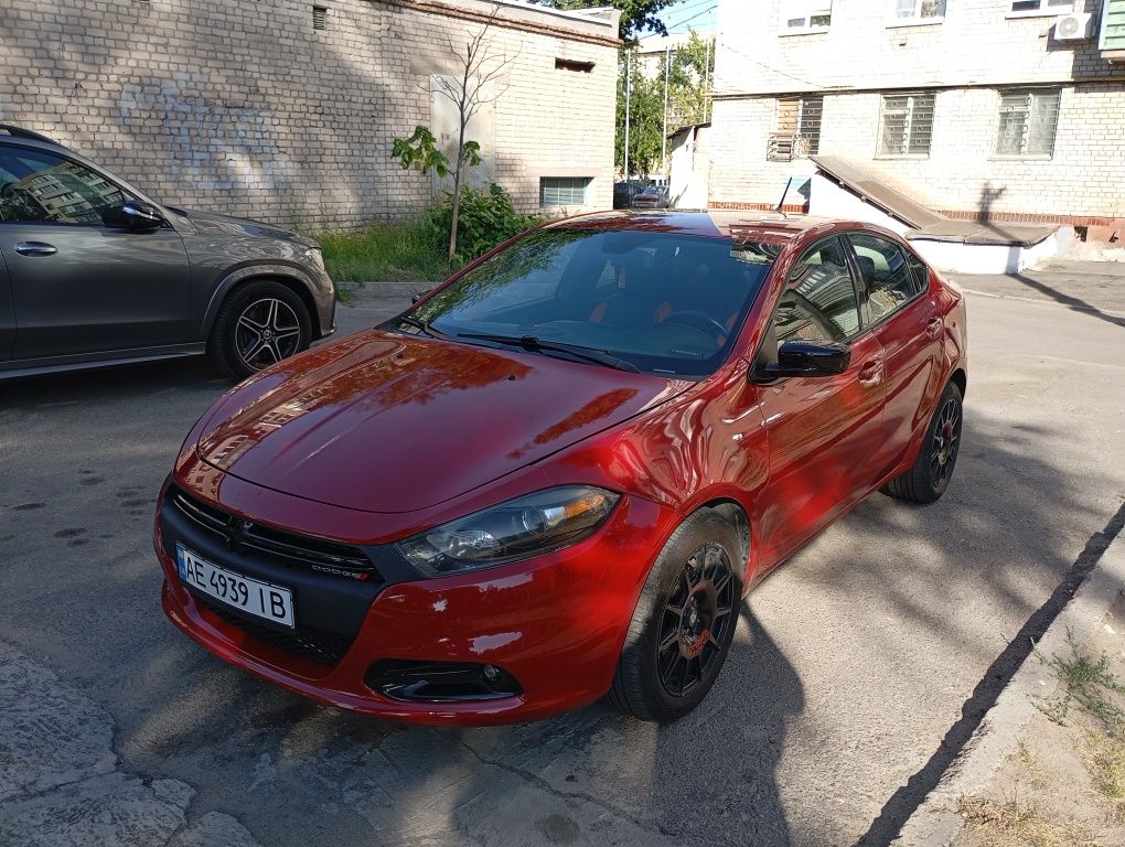 Dodg dart 2015г.