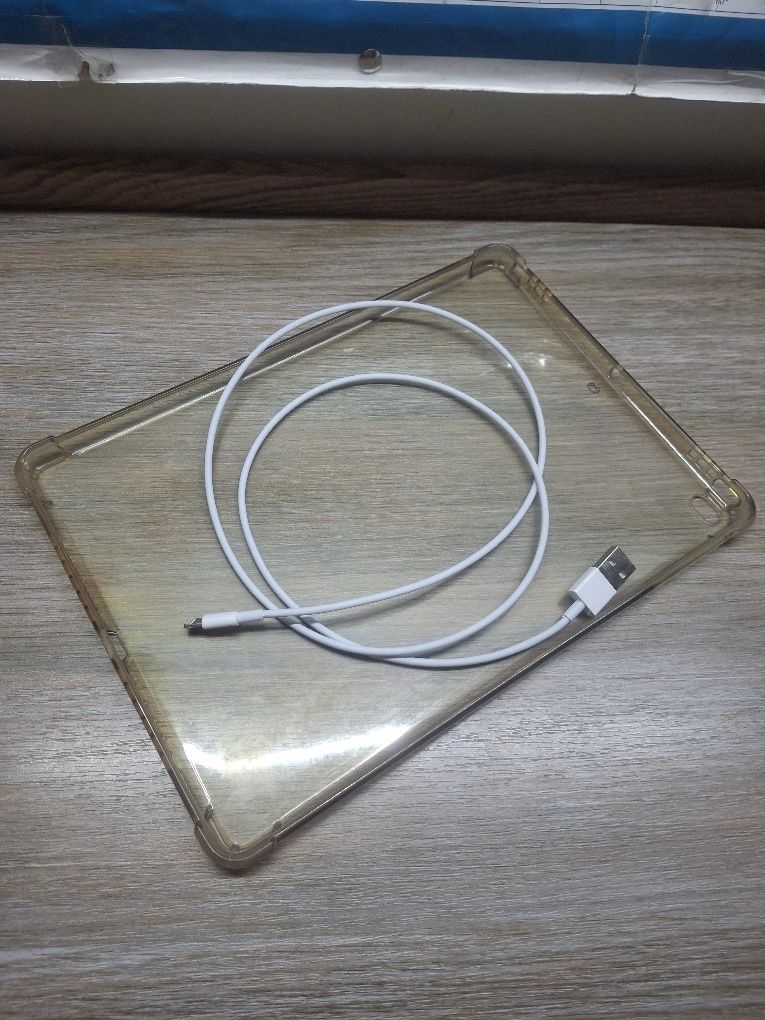 Продам iPad Air 2