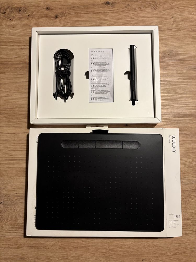Wacom Intuos M CTL-6100WLK-S