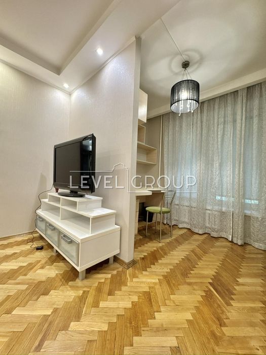 Продаж 2к квартири з ремонтом(євротрійка), Оболонь