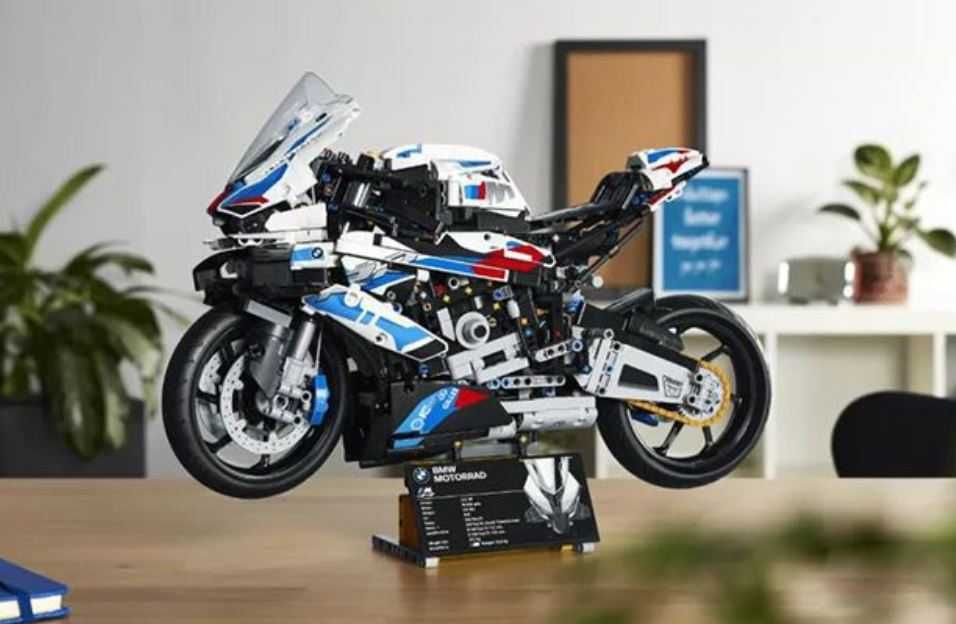 Klocki motocykl BMW M1000 RR 1920-elem zamiennik Technic