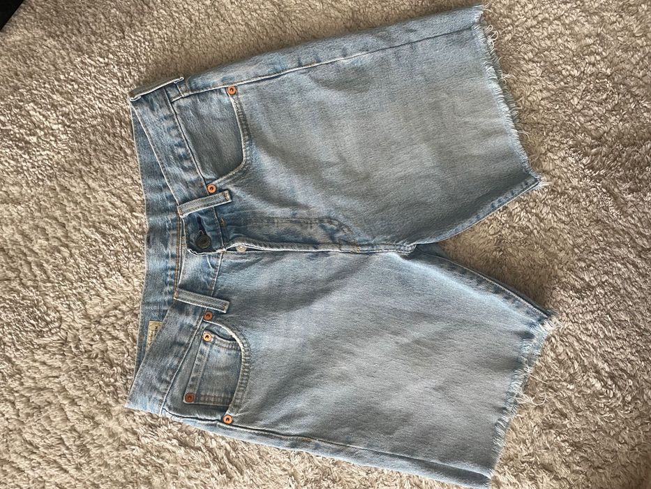 Calção Levis curto