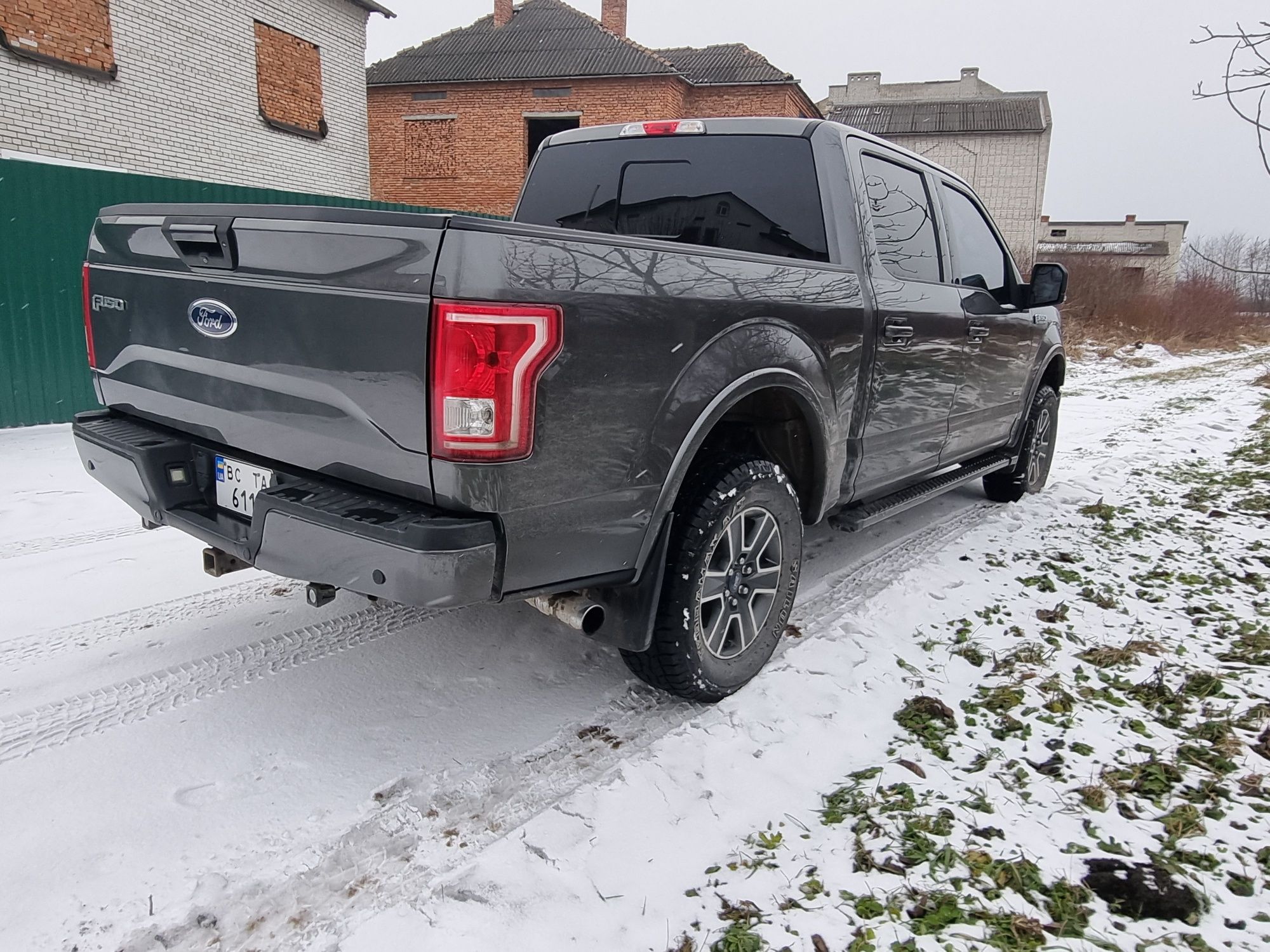 Форд F-150 газ/бензин 2016