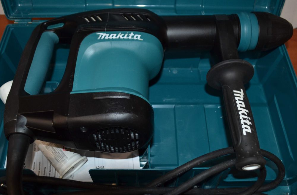 Młot Udarowy Makita HM0870C + Smar Walizka