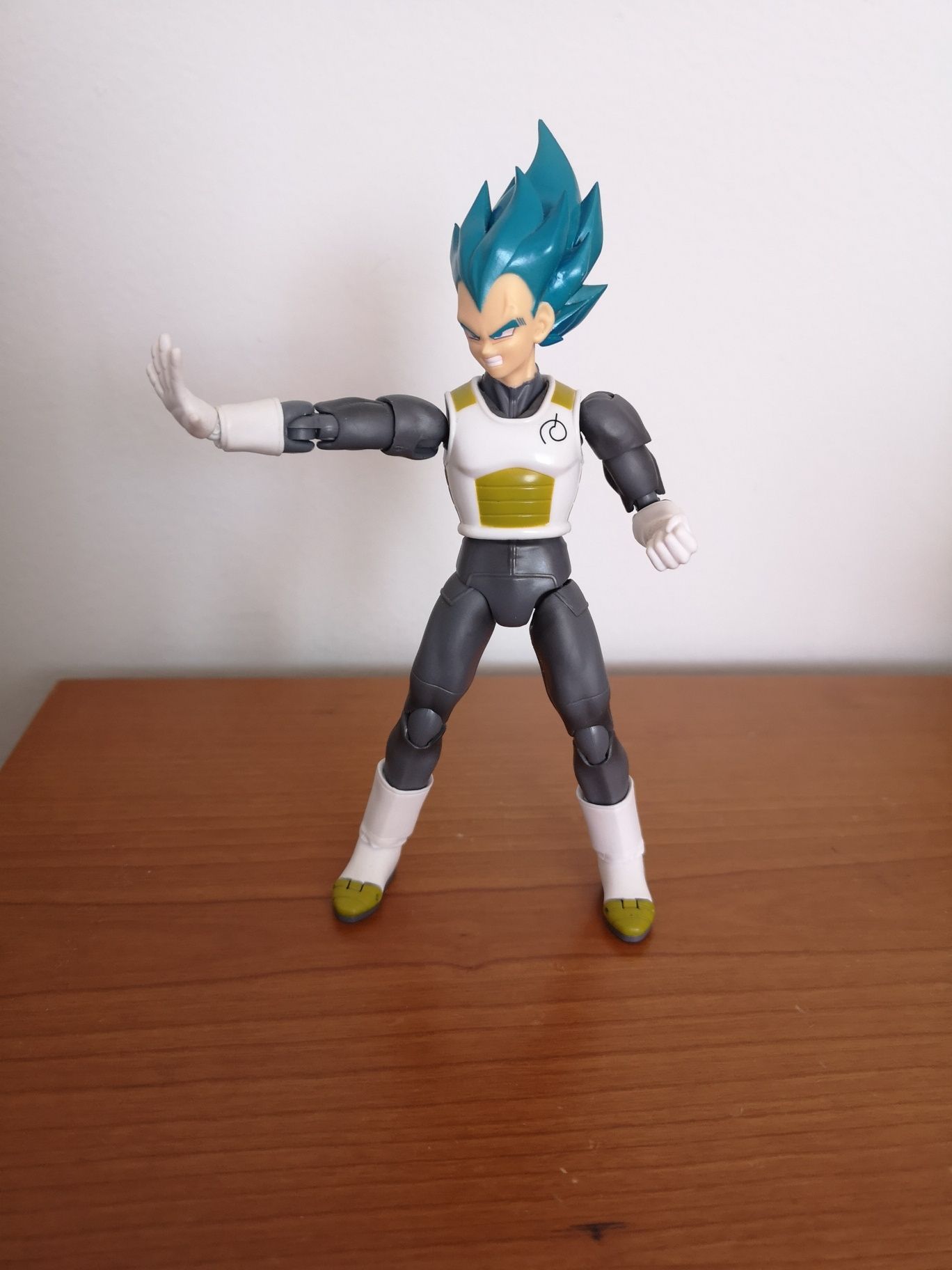 S.h.figuarts  Super Saiyan God Super Saiyan Vegeta Dragon Ball