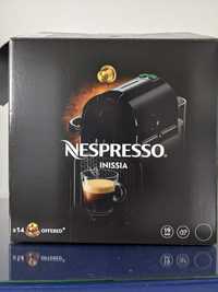 Nespresso D40 Inissia Black usada mas em óptimas condições