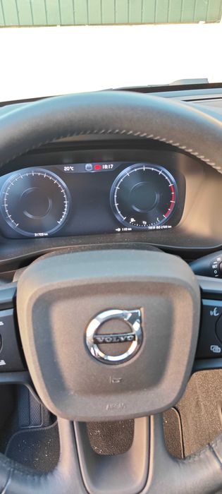 Volvo XC 40 1.5 T2 - 31mil kms