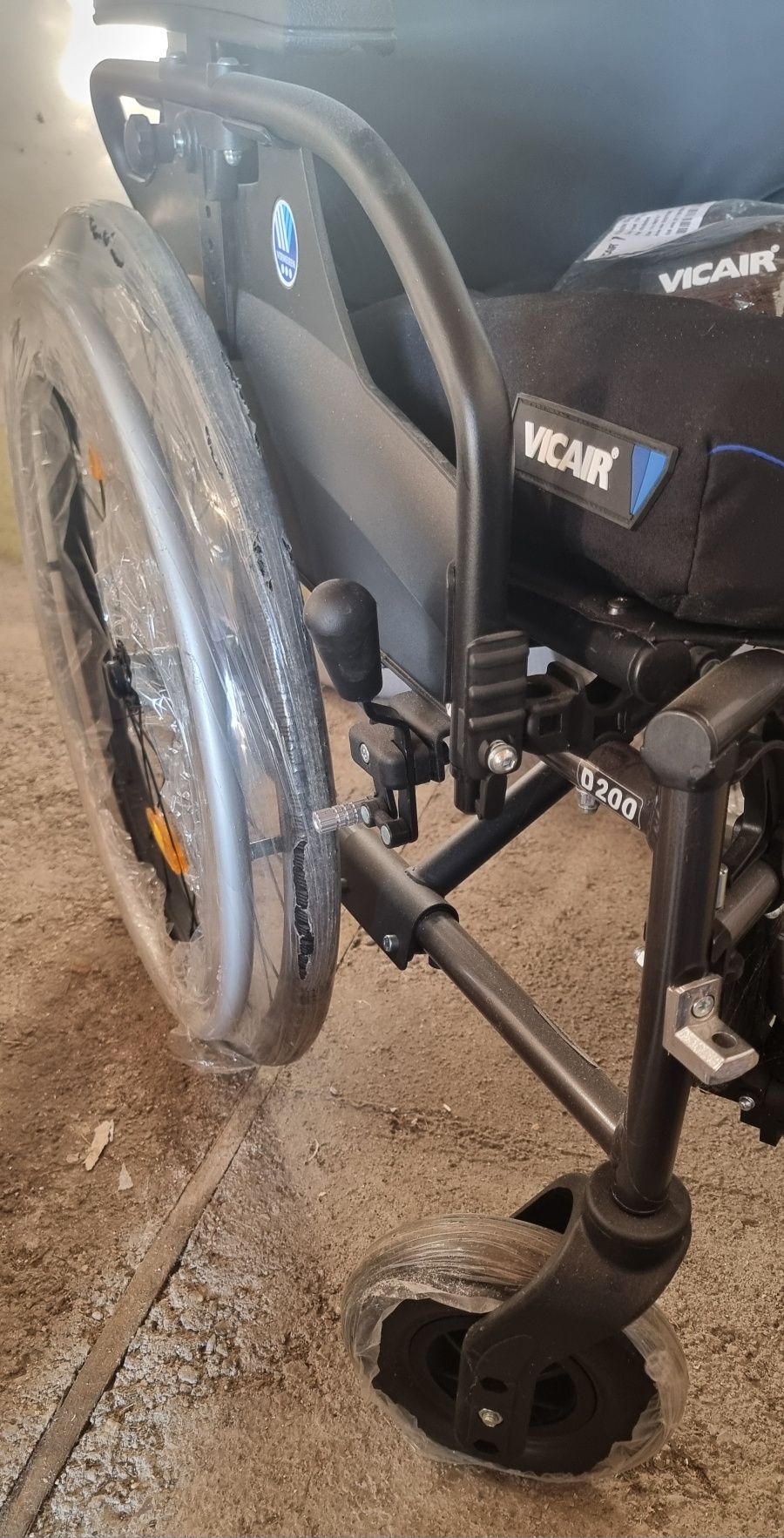 Wózek inwalidzki Vermeiren D200