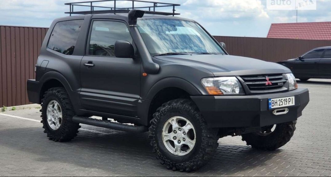 Mitsubishi  pajero