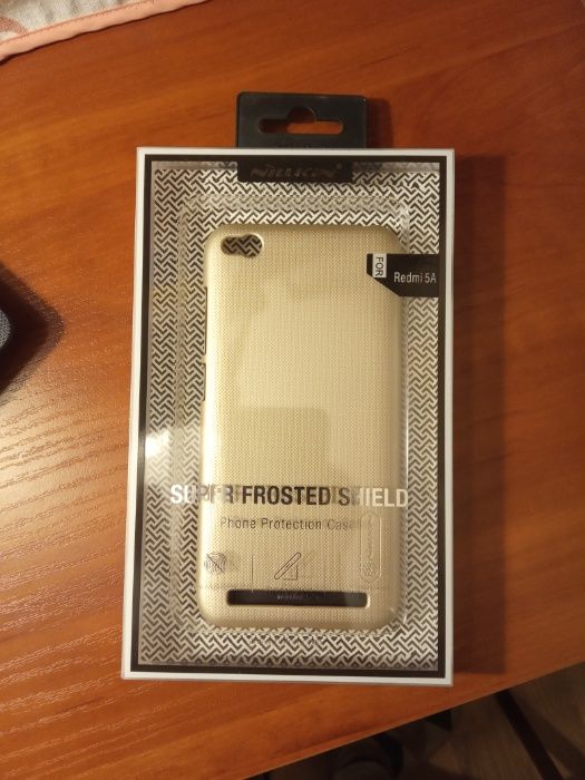Чехол Nillkin Super Frosted Shield Gold для Xiaomi Redmi 5A