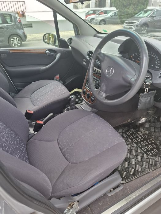 Mercedes ClassA 140..W168..82 cv em mto bom estado  Matricula inglesa
