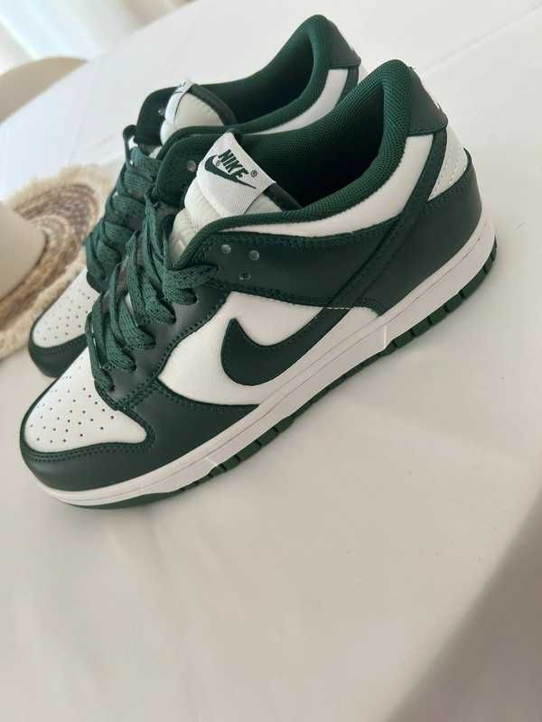 Nike Dunk Low Michigan State  36