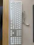 Teclado Apple c/fios magic keyboard