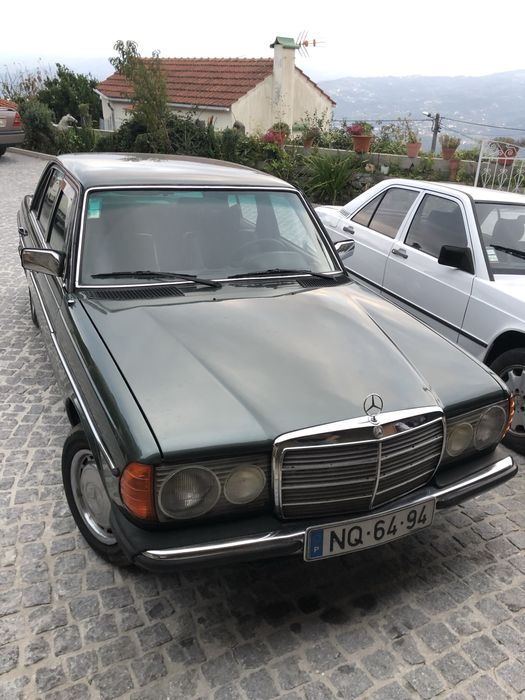 Mercedes-Benz W123 220D 1977