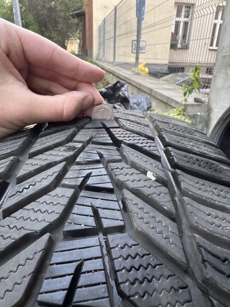 Opony Zimowe HANKOOK 245/40/19 Winter i*cept evo3 w330