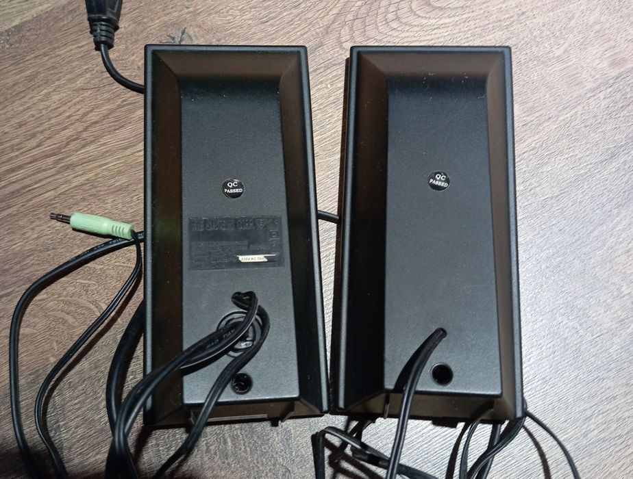 Колонки для комп'ютера Genius