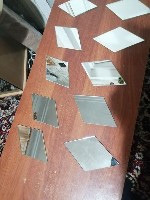 Продам зеркала небольшие