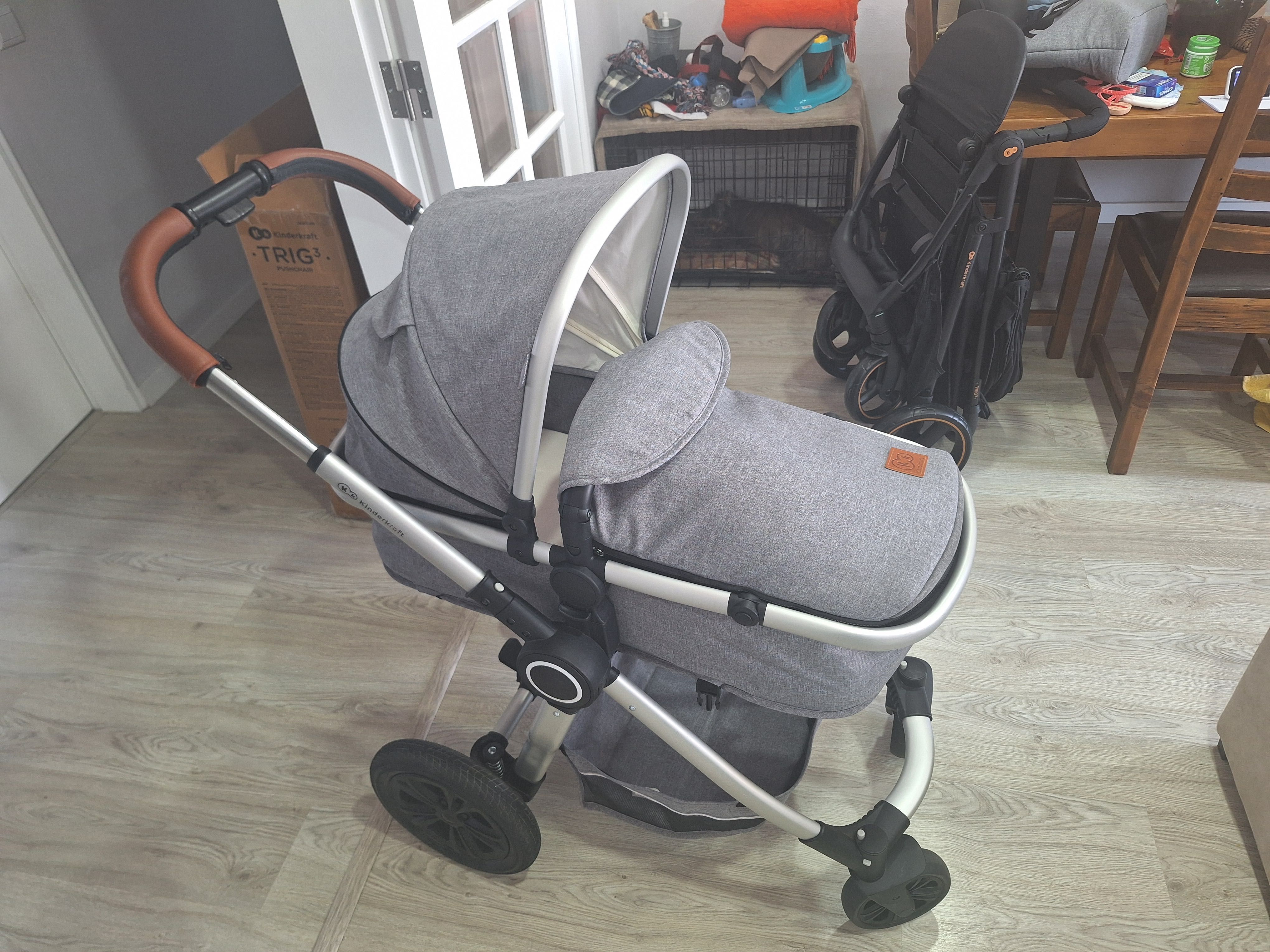 Carrinho de Bebé KinderKraft Veo (3 em 1)