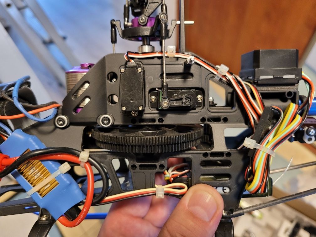 Helikopter rc Esky Belt CPX