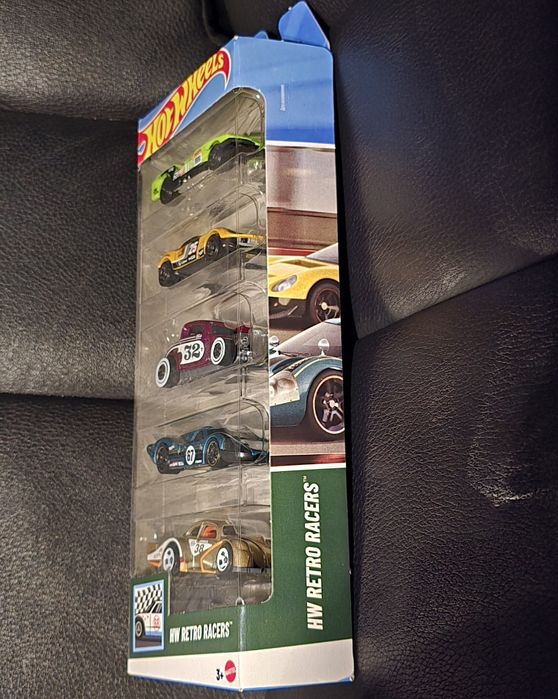 Hot Wheels – HW Retro Racers (Pack 5x)
Marca: Hot Wheels 2025 
Scala: