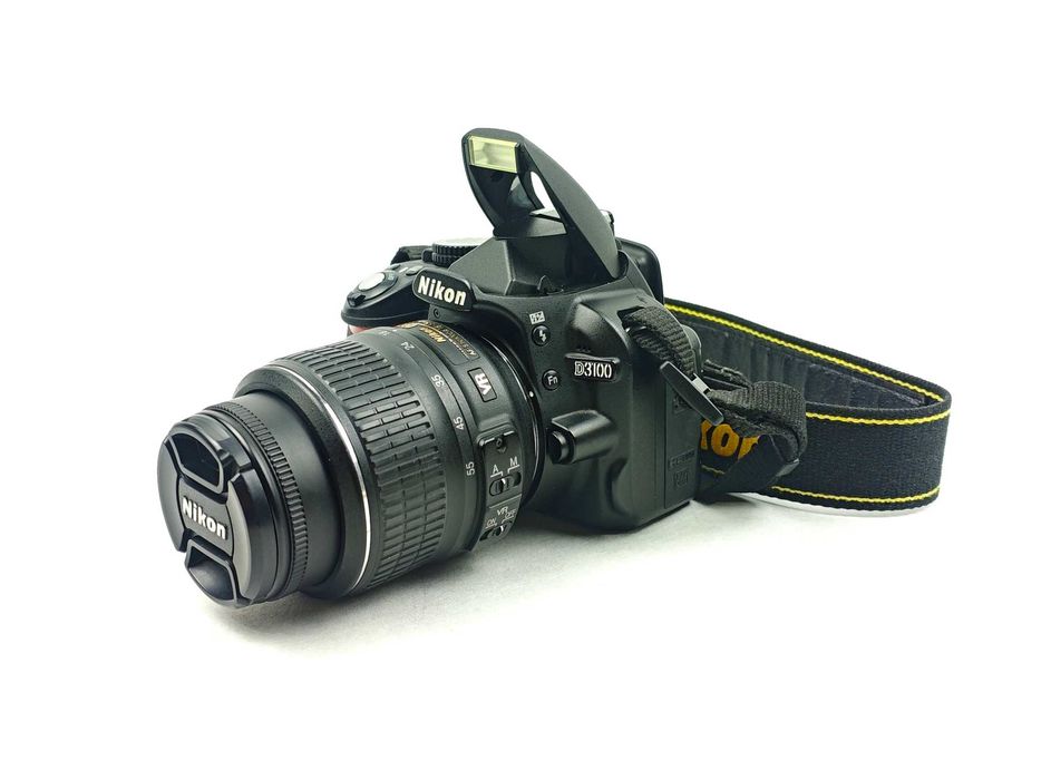 Дзеркальний фотоапарат Nikon D3100 KIT 18-55mm 32Gb + сумка