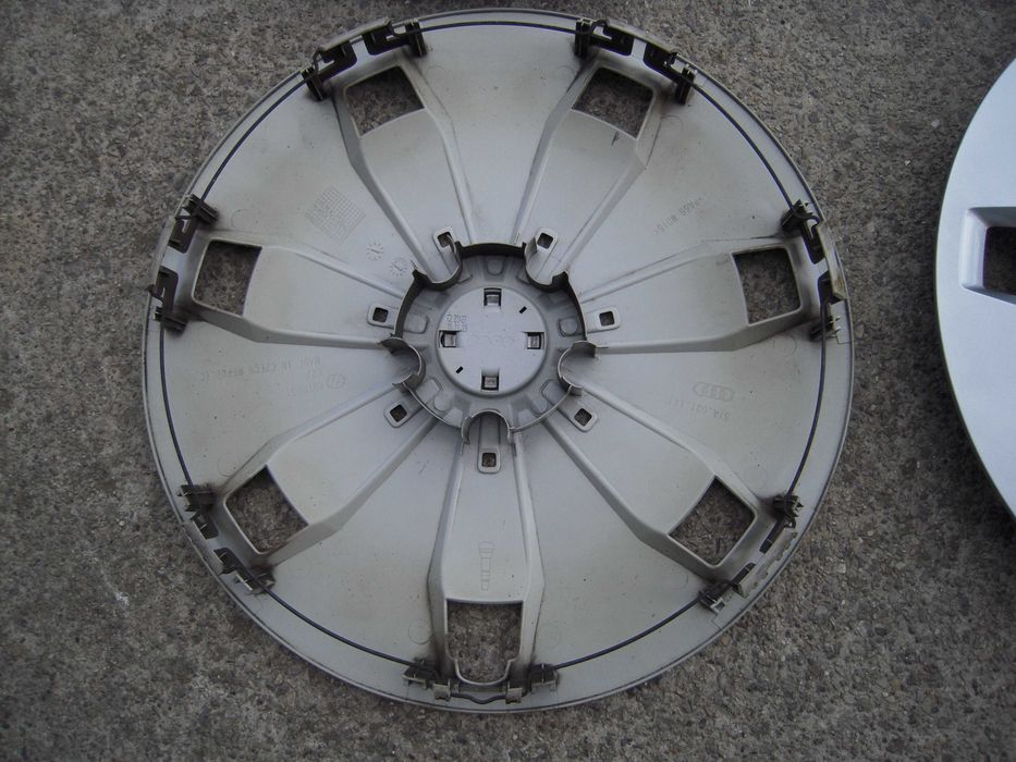 Kołpaki z logo SKODA 16 cali Fabia Karoq Octavia Superb Yeti 4 szt