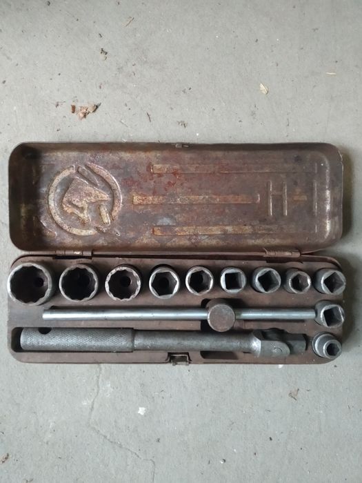 Продам инструменты. Набор  торцевых головок