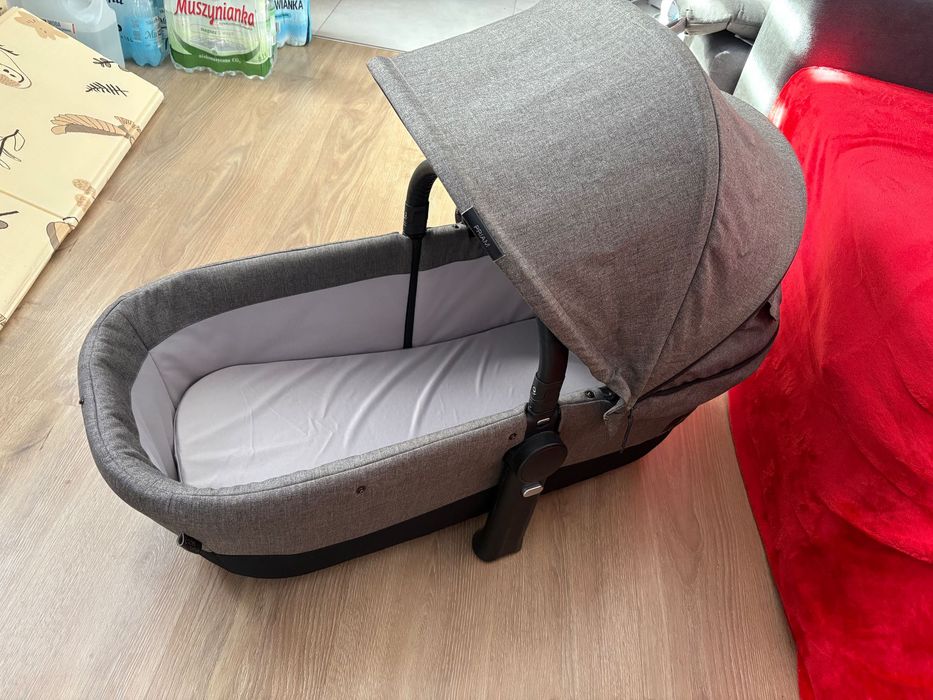 Gondola Cybex Priam v 1.0 (stan bdb) + Materacyk + Parasolka