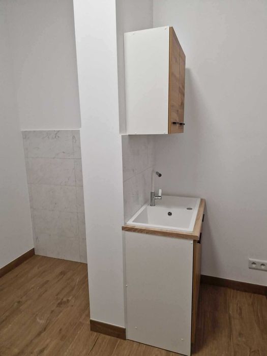 Lokal Mokotów -Stegny 128 m2 ul . Sobieskiego