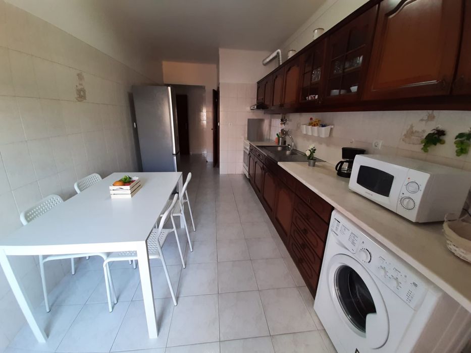 Quarto para Arrendar Setúbal - Despesas Incluídas