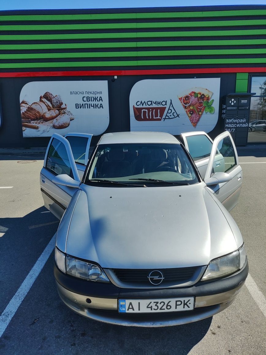 Opel vectra b 1996р.