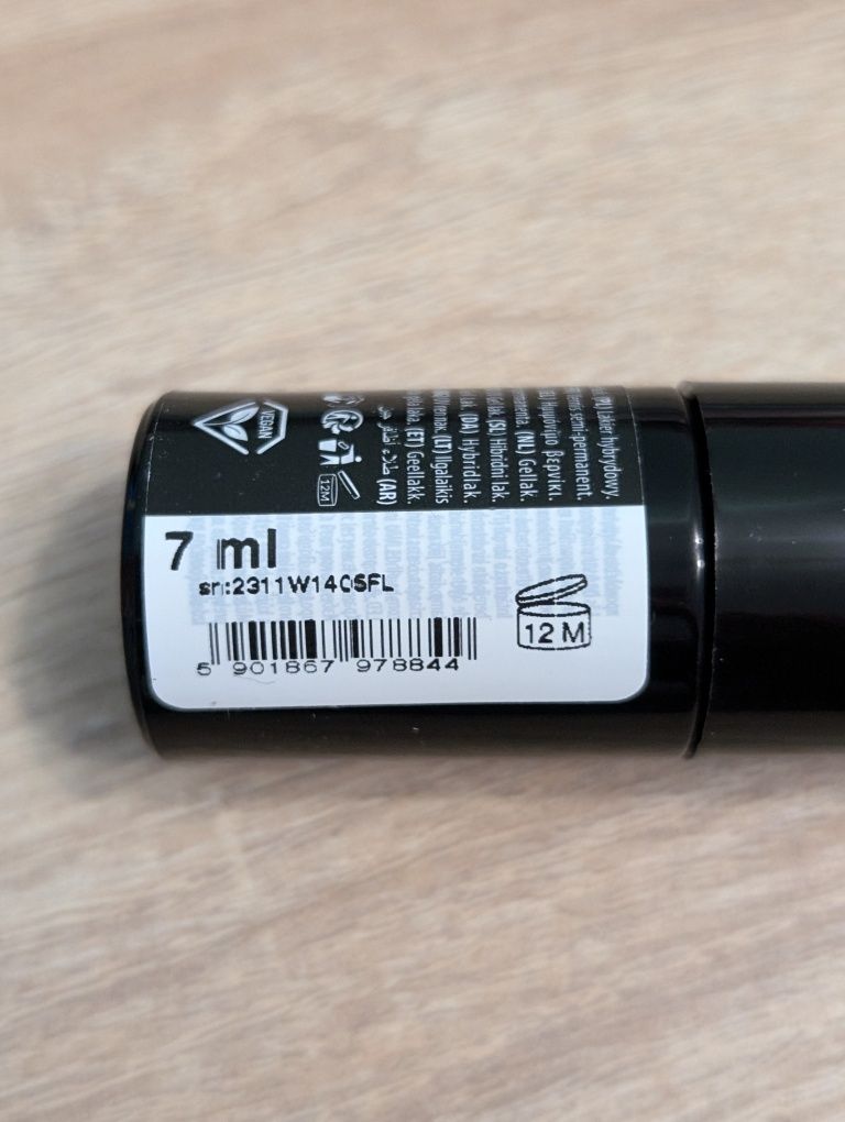 Nowy lakier hybrydowy semilac racing car 156 manicure pielęgnacja pedi