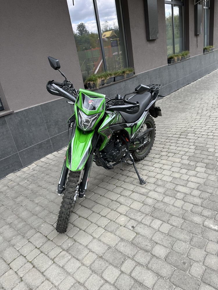Spark SP250D-7….