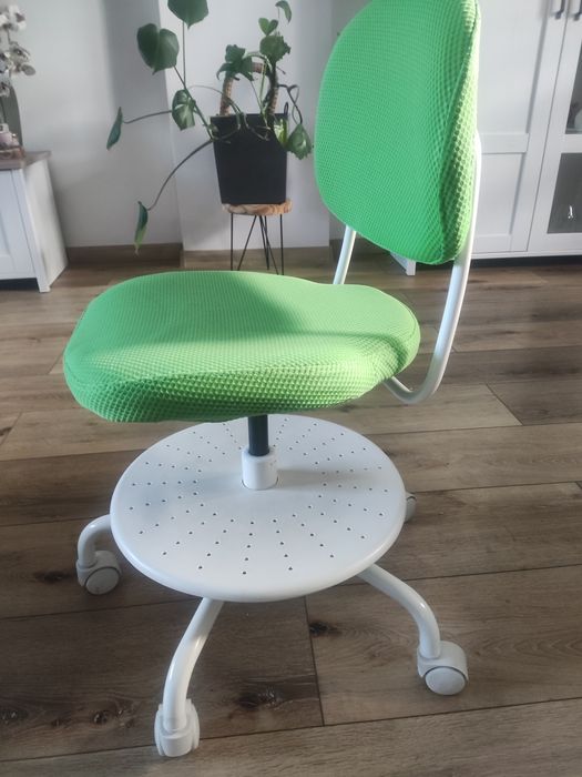 IKEA VIMUND - krzesło obrotowe dziecęcee