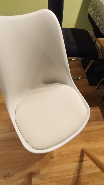 Stół 80+dwa krzesła styl skandynawski biały